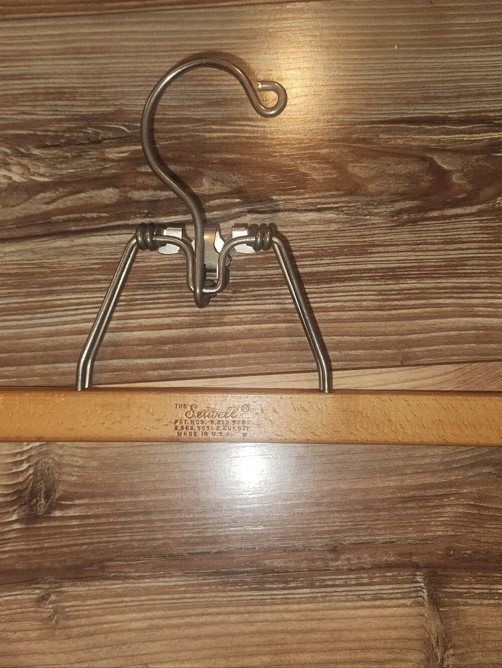 Set Of 3 Vintage Wooden Clamp Hangers - Natural Brown (Set of 3)